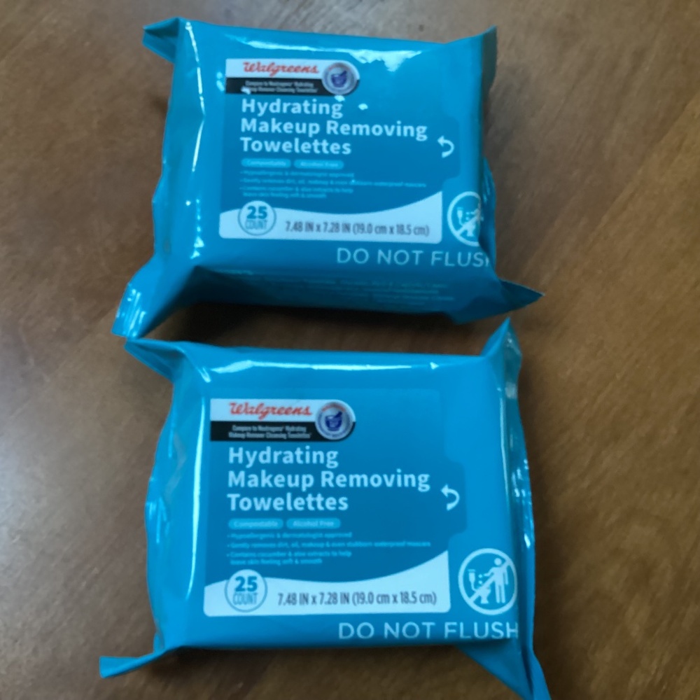 Walgreens Hydrating Makeup Removing Towelettes 25 count 2 packs NEW